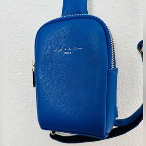 Like new Inicat cross body